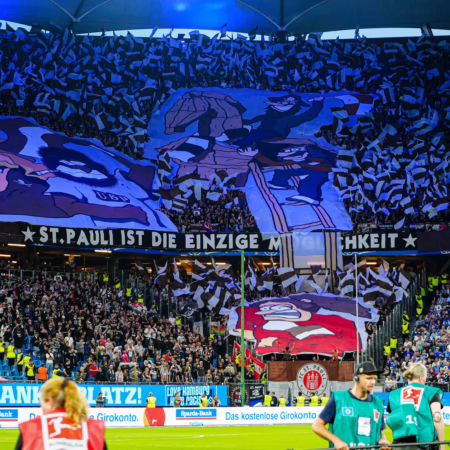 Fan-Vergehen im Derby: DFB bittet St. Pauli sechsstellig zur Kasse 