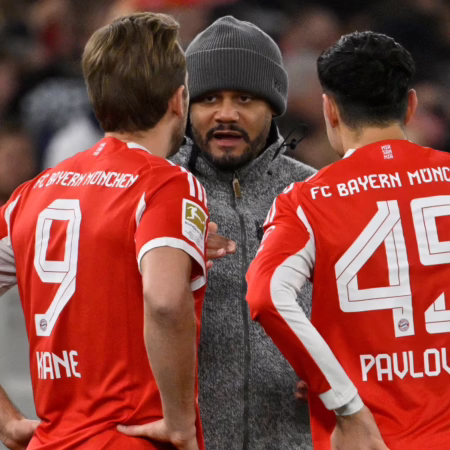 Kompany erklärt seinen Plan mit Joker Kane 