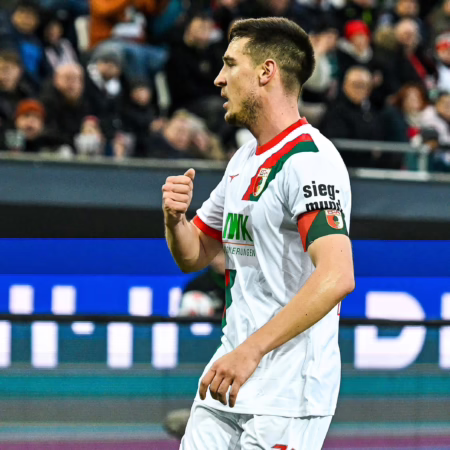 Schlotterbeck bleibt FCA-Kapitän 