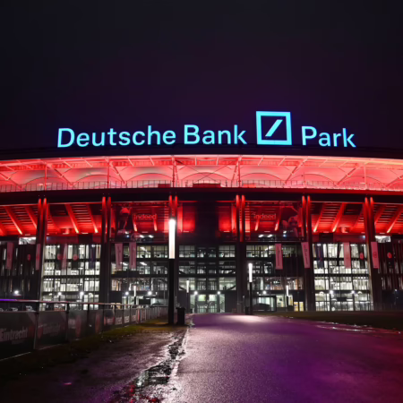 Eintracht und Deutsche Bank schließen Rekord-Deal über 100 Millionen Euro 