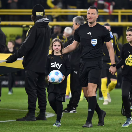 Nach starkem Königsklassen-Start: Jablonski pfeift den Klassiker 