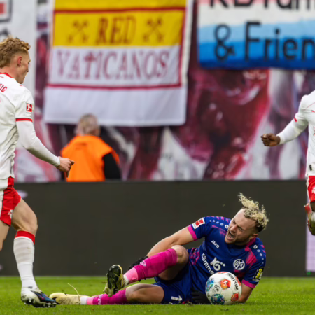 Holt Mainz für Hollerbach noch einen Stürmer? 