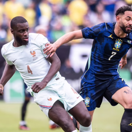 Upamecanos fast perfekter Platzverweis 