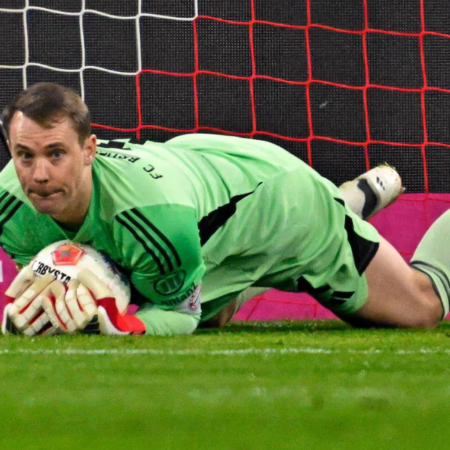 „Er hat etwas gespürt in der Wade“: Kompany bangt erneut um Neuer 