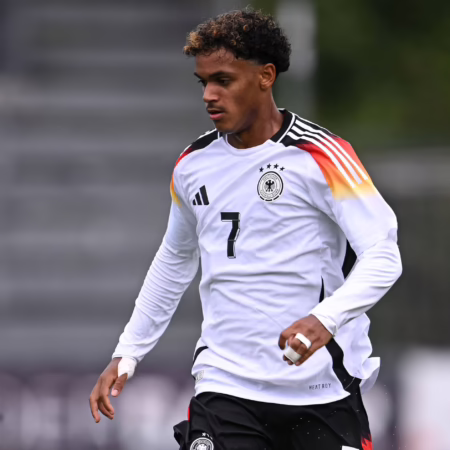 „Klarer Plan für seine Entwicklung“: Augsburg angelt sich RB-Talent Sakar 