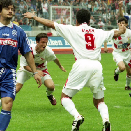 „Immer rüber zu Giovane“: Als der VfB die Doppel-Kanone haarscharf verpasste 