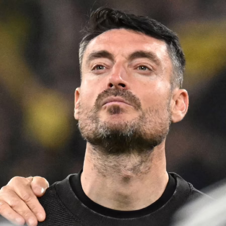 Riera sitzt auch gegen Stuttgart auf der Eintracht-Bank – und dann nie wieder? 