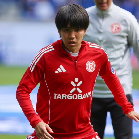 Eine statt 10 Millionen Euro: Schalke bekommt Schnäppchen Tanaka 