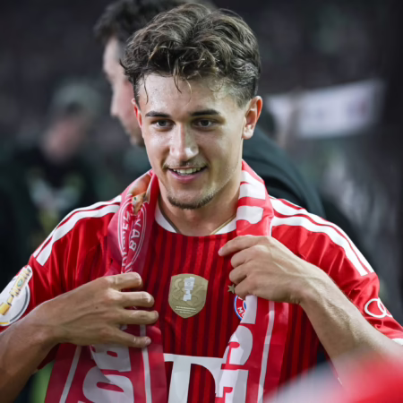 Höflicher Bischof erklärt Rückennummer-Wechsel 