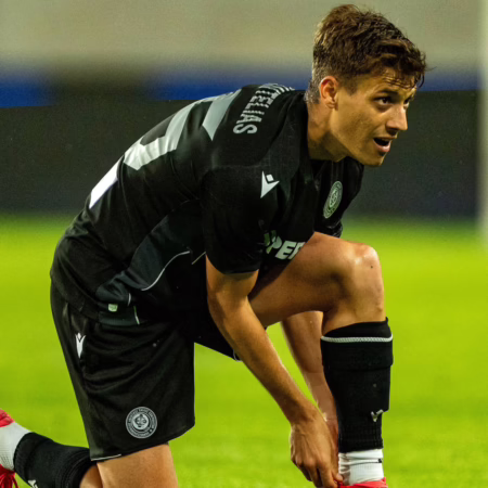 Nach Karetsas-Transfer: Auch Konstantelias im Blickfeld des BVB 