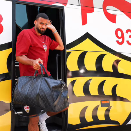 Warten auf Transfers: Catovic und Vagnoman im VfB-Training 
