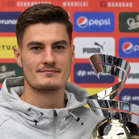Mit kleinem Kuriosum: Schick gewinnt Goldenen Ball in Tschechien 