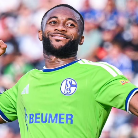 Sylla muss jetzt auch in der Liga seinen Lieferdienst anbieten 