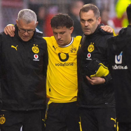 „Im Moment nicht vom Glück geküsst“: BVB bangt erneut um Karetsas 